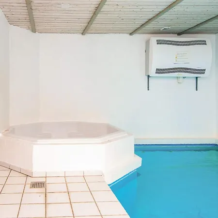 Luxury Retreat In Als - By Traum בית נופש